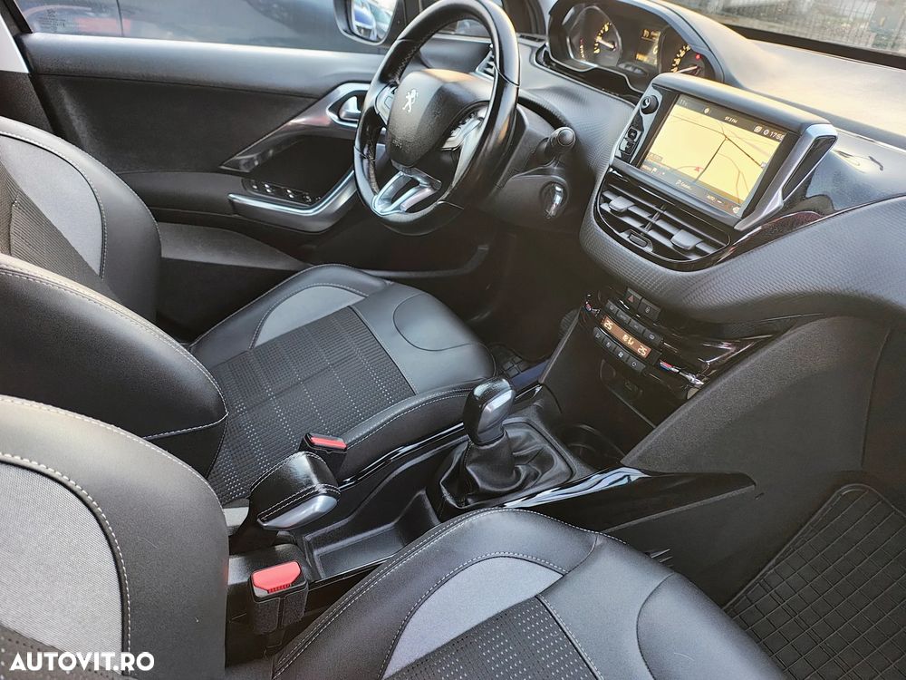 Peugeot 2008 PureTech 110 Stop&Start Allure - 12