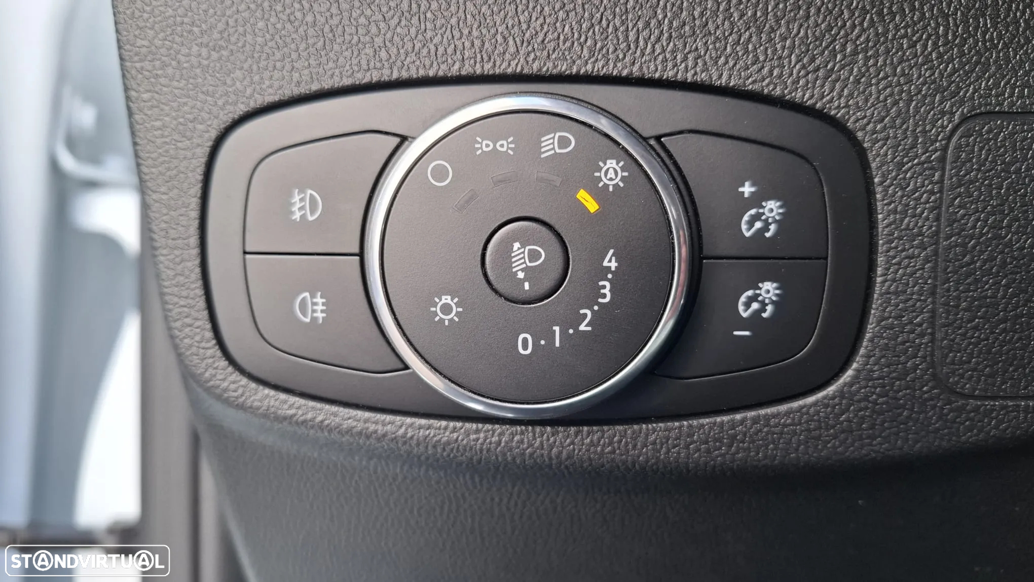Ford Focus SW 1.0 EcoBoost MHEV ST-Line - 13