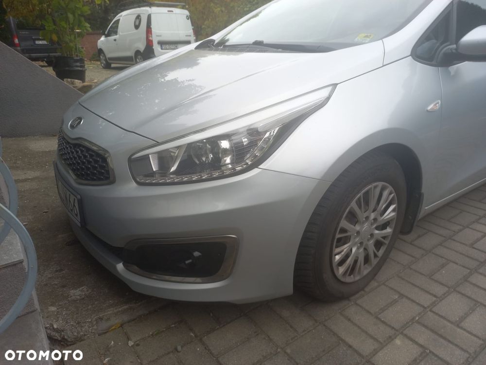 Kia Ceed - 1