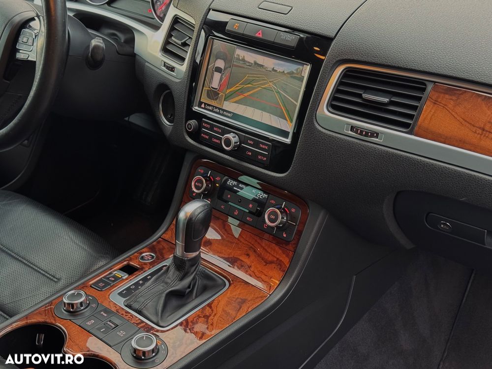 Volkswagen Touareg - 15