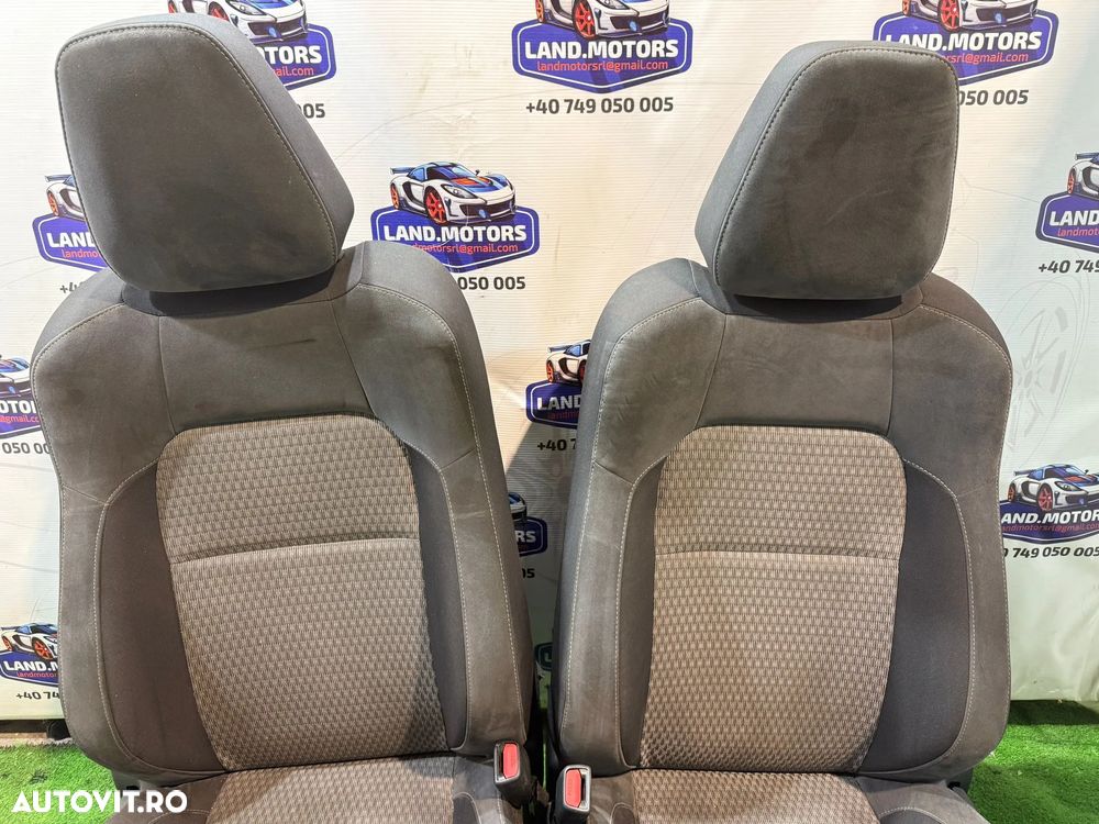 INTERIOR TEXTIL / SCAUNE + BANCHETE TOYOTA AURIS 1.2 BENZINA 2017 / HATCHBACK 5 USI 2013-2019 - 7