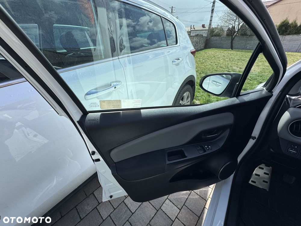 Toyota Yaris 1.33 Active EU6 - 25