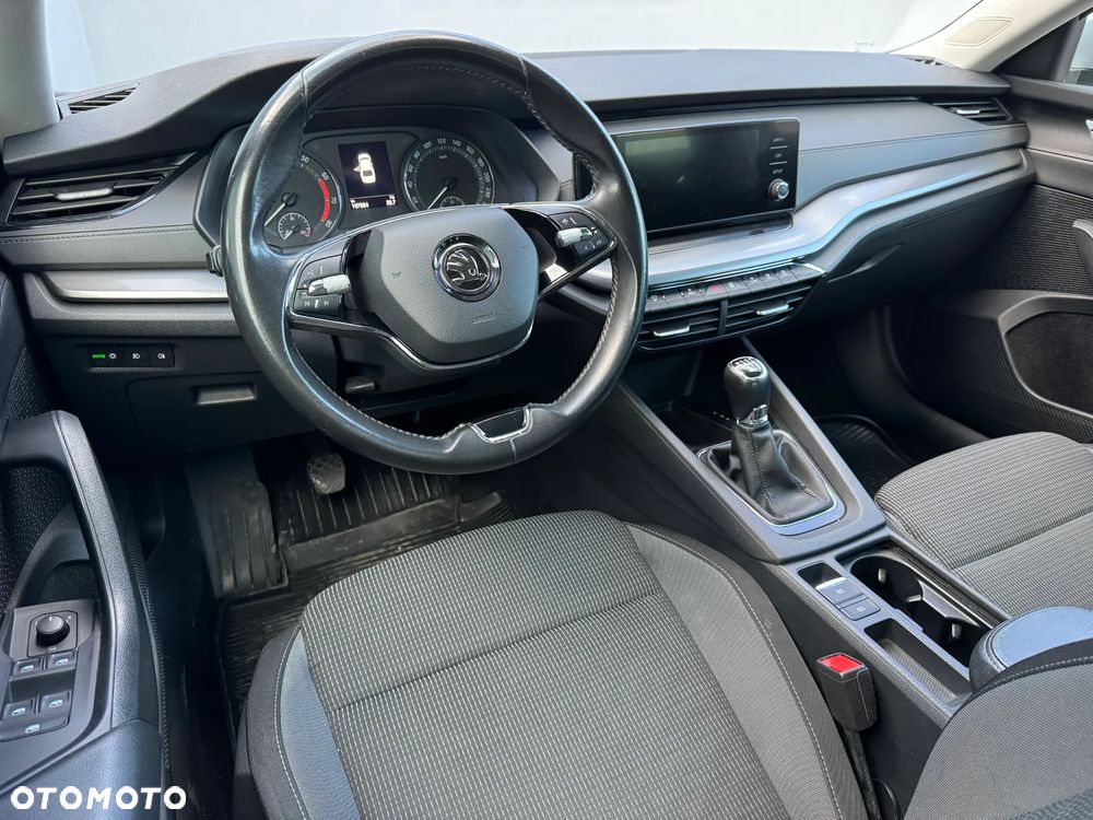 Skoda Octavia 1.5 TSI GPF ACT Ambition - 11