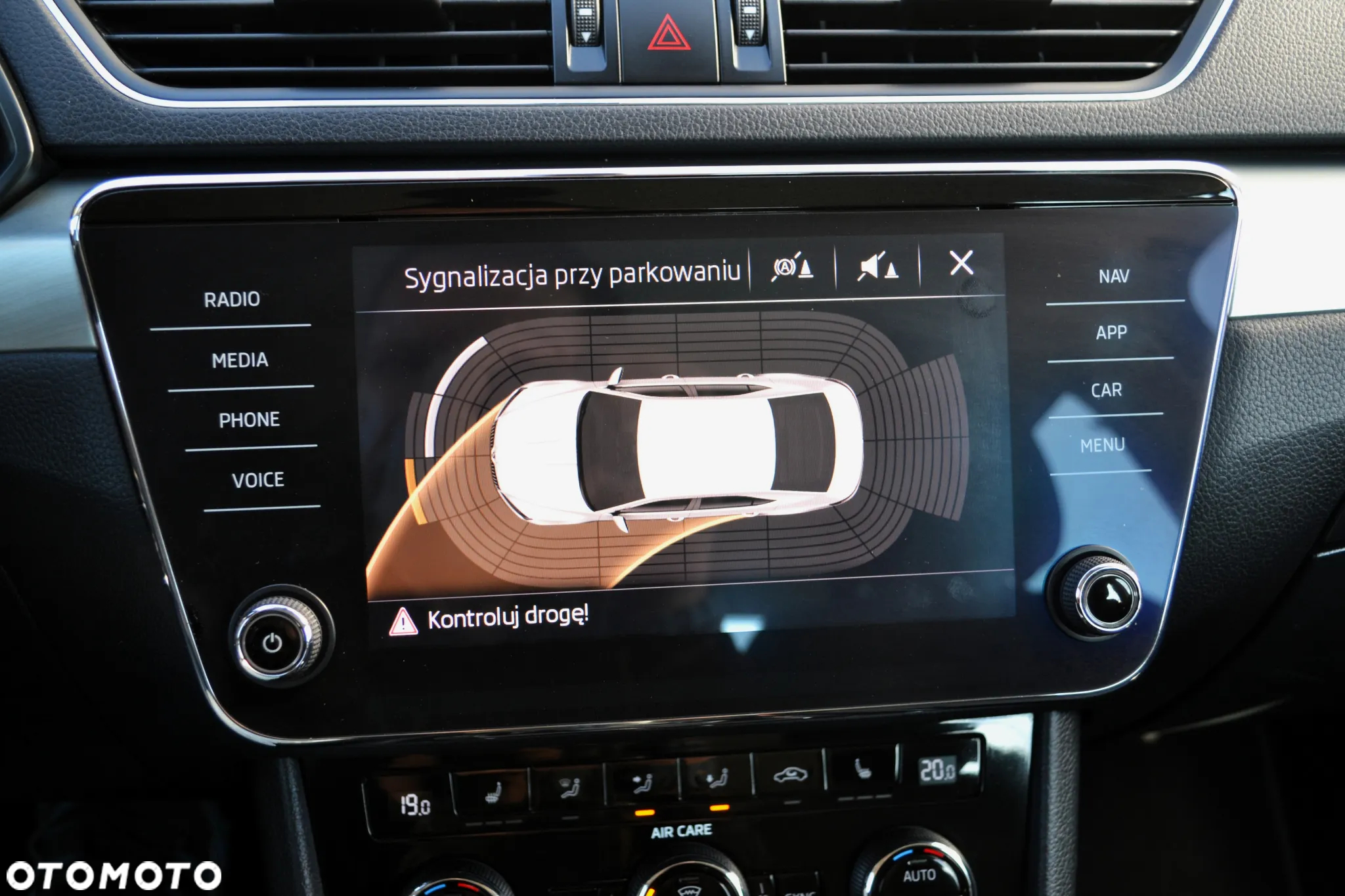Skoda Superb 2.0 TSI Ambition DSG - 19