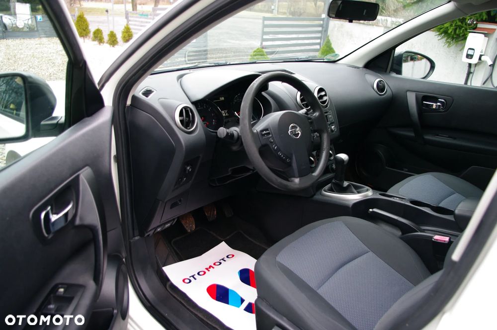 Nissan Qashqai 1.6 Visia - 11