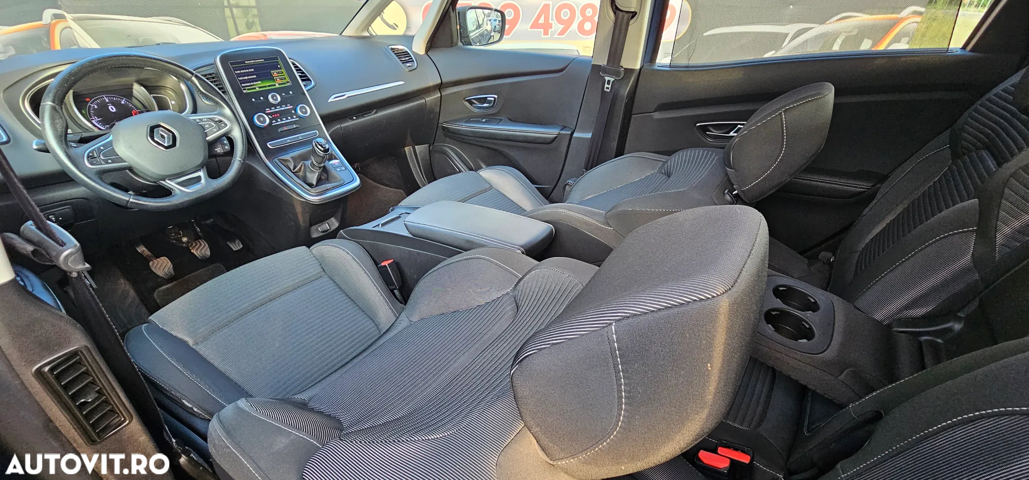Renault Scenic ENERGY dCi 130 INTENS - 9