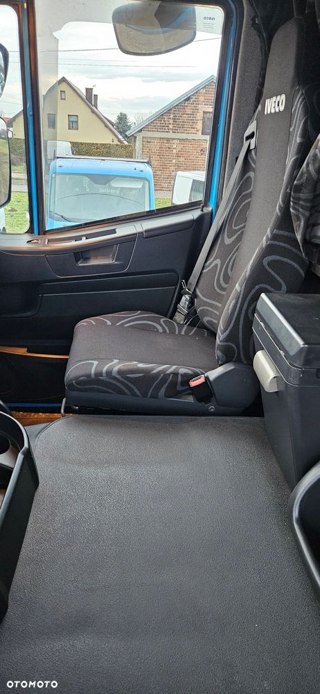 Iveco AT410T45 - 24
