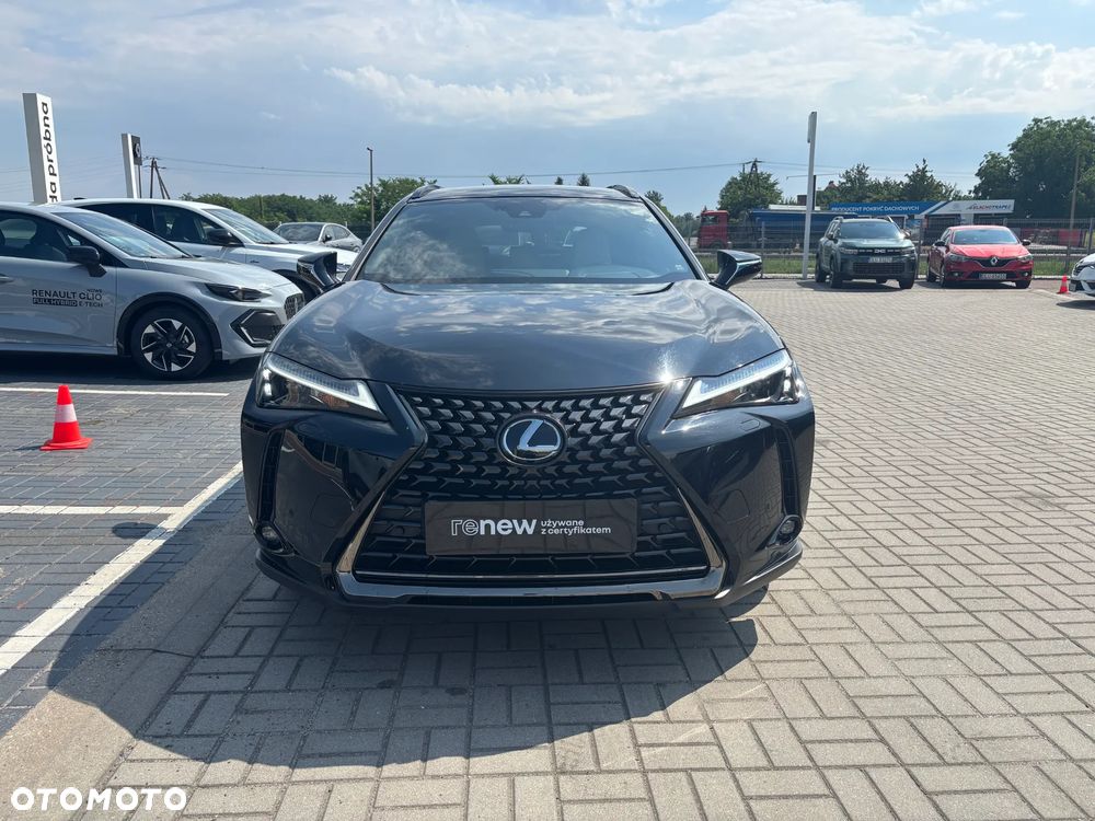 Lexus UX - 3