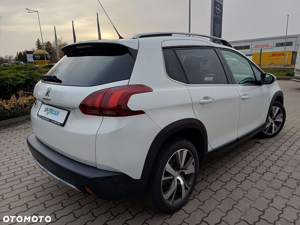 Peugeot 2008 - 6
