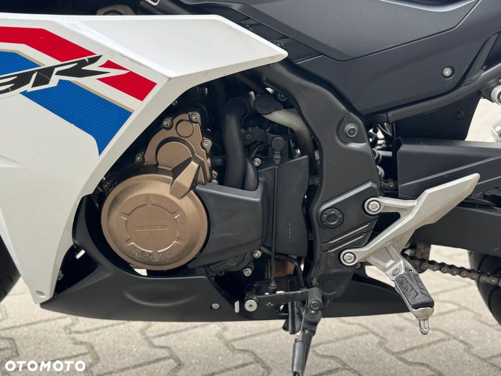 Honda CBR - 8