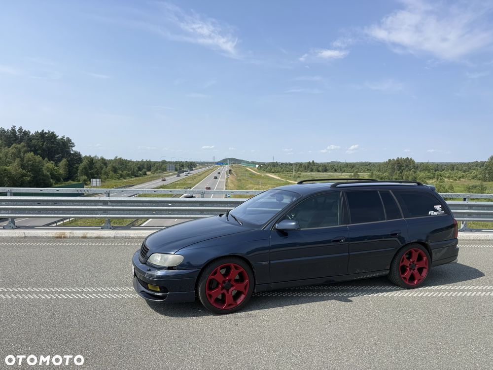 Opel Omega - 1
