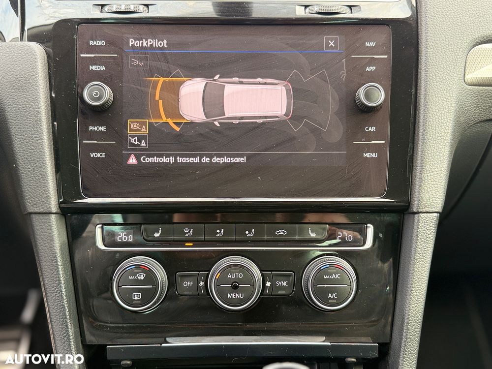 Volkswagen Golf 1.6 TDI SCR Join - 13