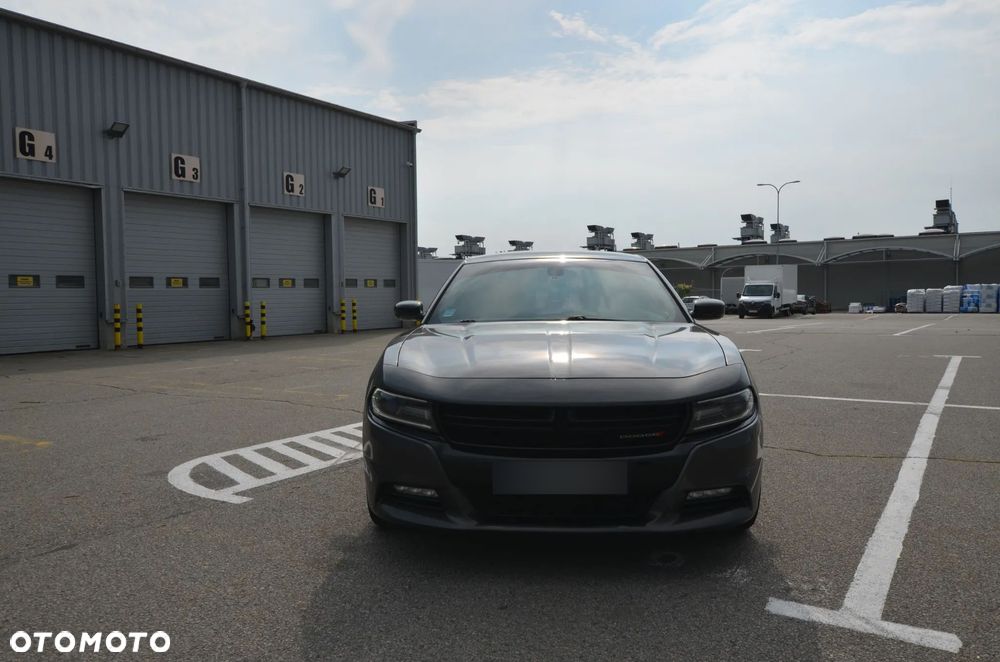 Dodge Charger 5.7 R/T - 18
