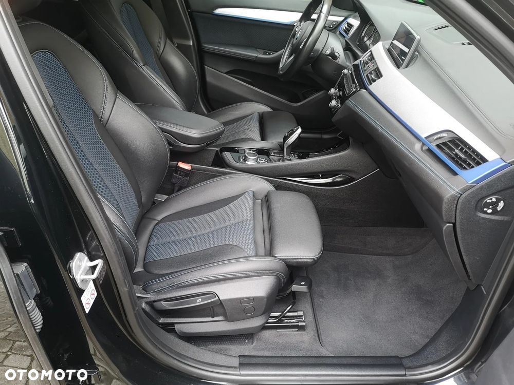 BMW X1 xDrive20i M Sport - 25