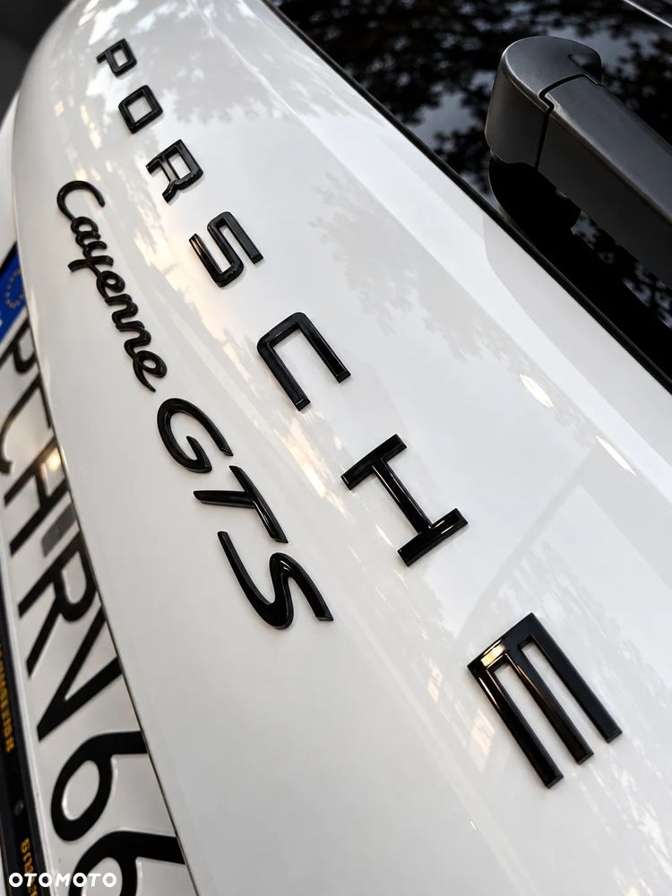Porsche Cayenne - 24