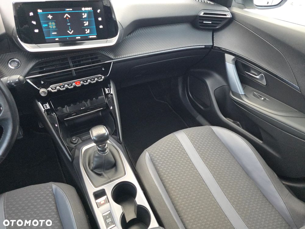 Peugeot 2008 PureTech 130 Allure Pack - 26