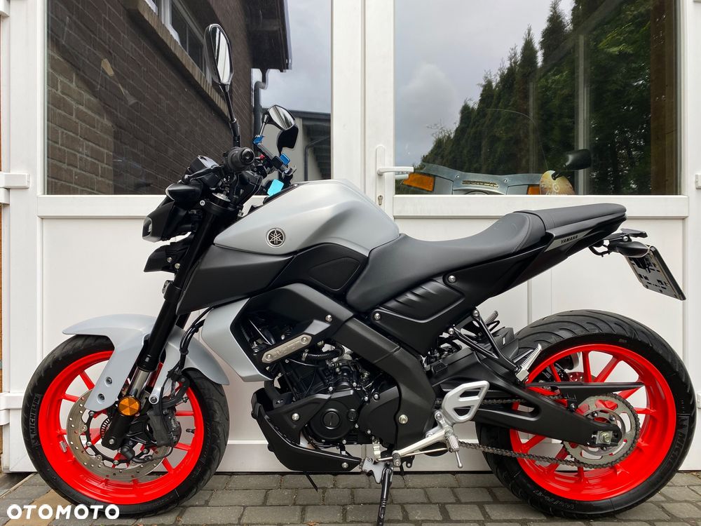 Yamaha MT - 7