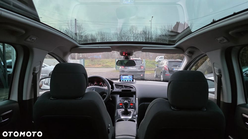 Peugeot 3008 120 VTi Premium - 9