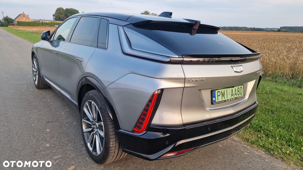Cadillac LYRIQ Sport - 12