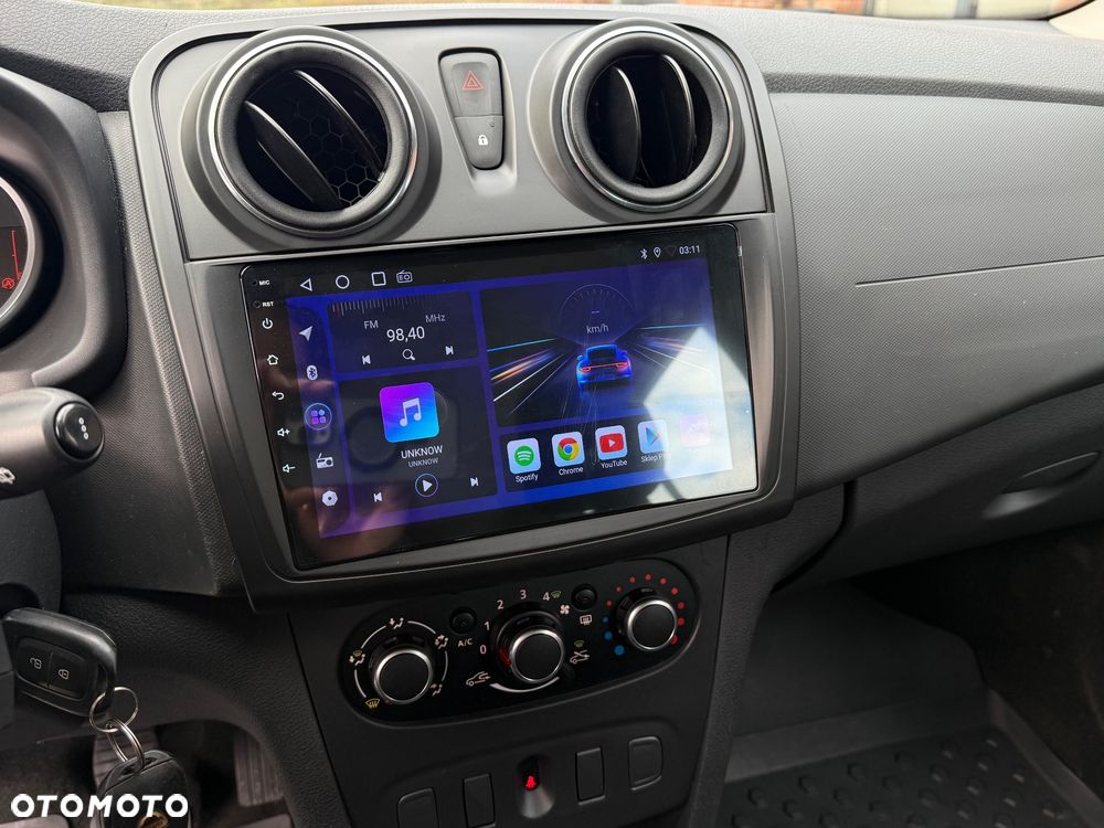 Dacia Logan TCe 90 (S&S) Comfort - 13