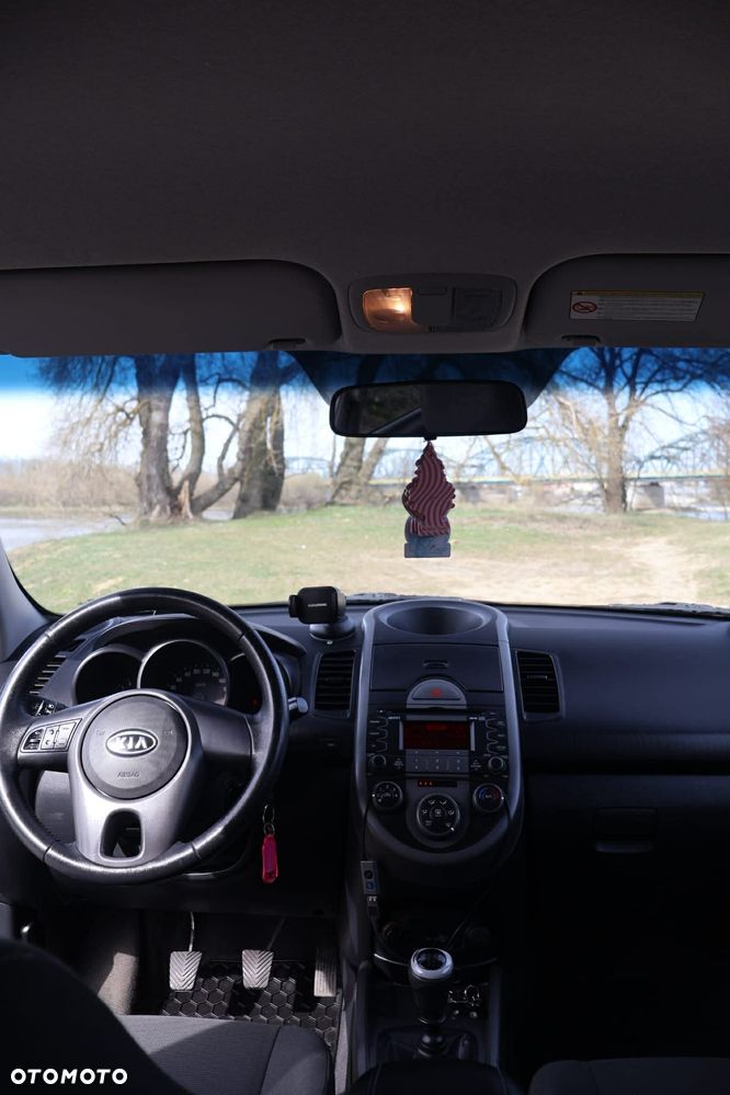 Kia Soul 1.6 CRDI M - 10