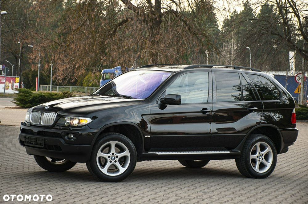BMW X5 4.4i - 20