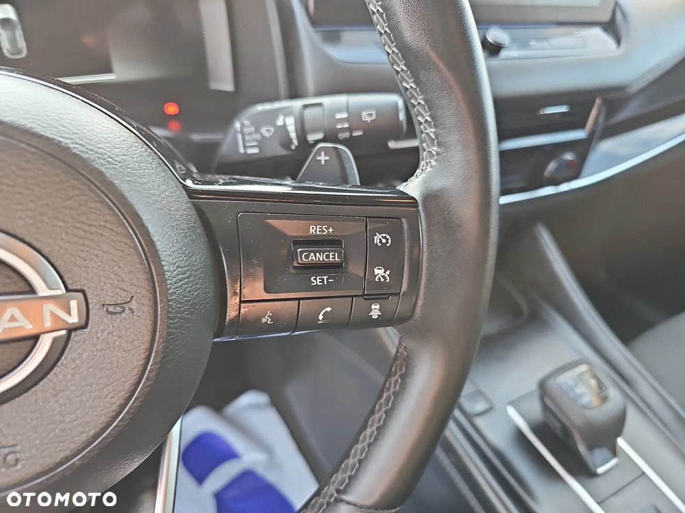 Nissan Qashqai 1.3 DIG-T MHEV N-Connecta Xtronic - 18