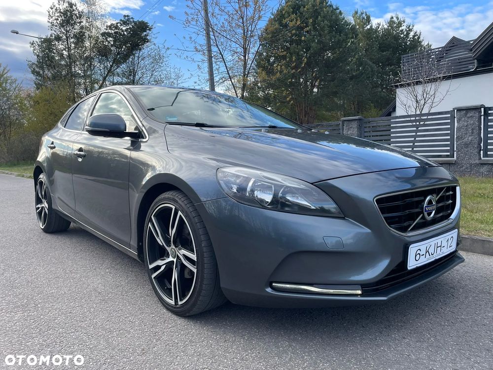 Volvo V40 D2 Summum - 28