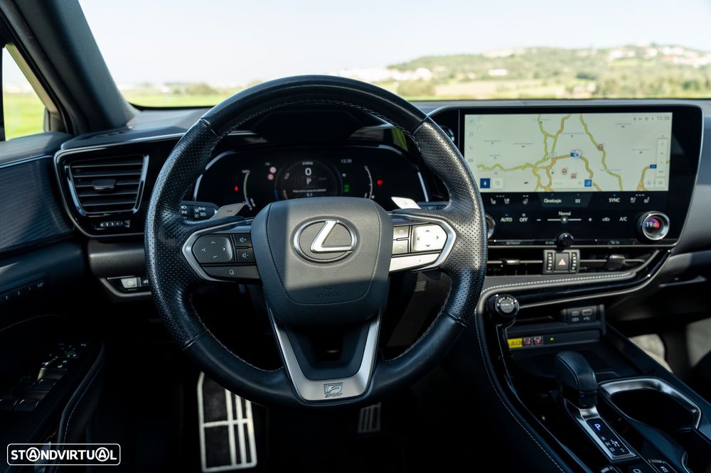Lexus NX 450h+ F Sport - 12