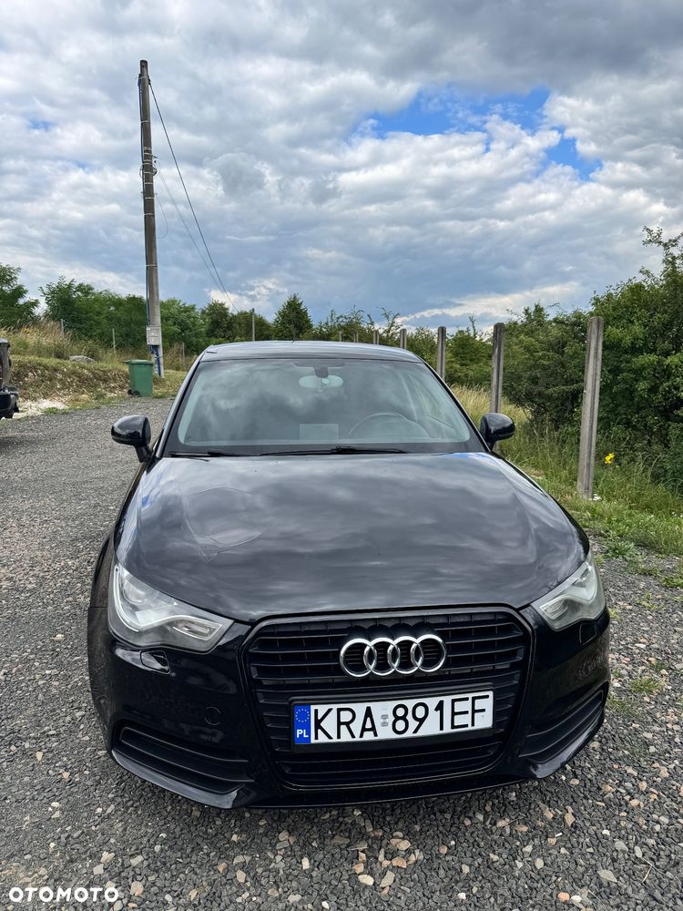 Audi A1 Sportback 1.6 TDI Ambition - 1
