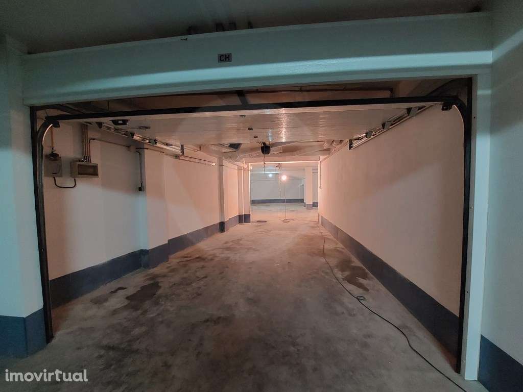 Garagem com 86m2 em Aver o Mar Póvoa de Varzim - Grande imagem: 5/13