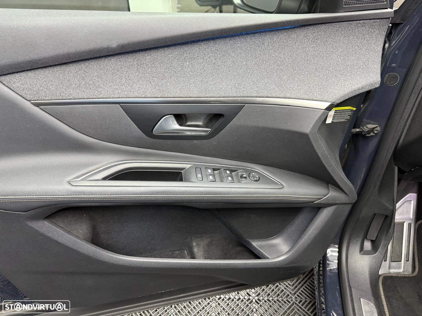 Peugeot 3008 1.5 BlueHDi GT Line EAT8 - 44