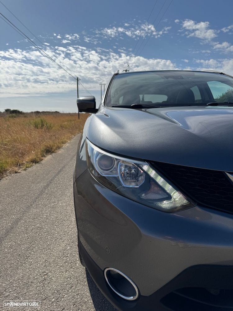 Nissan Qashqai 1.5 dCi N-Connecta 18 - 6