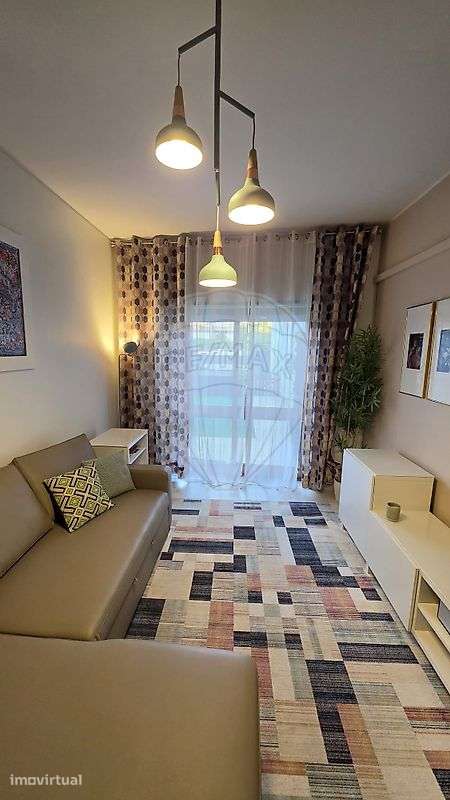 Apartamento T1 para arrendamento - Grande imagem: 2/12