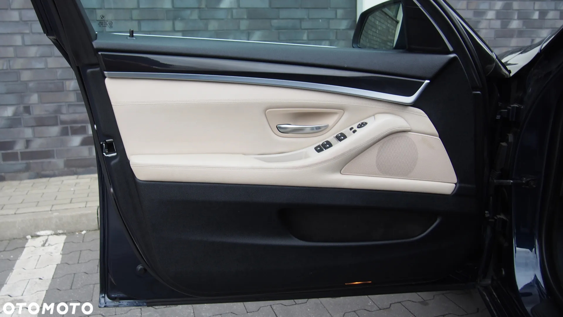 BMW Seria 5 520d Touring Sport-Aut - 17