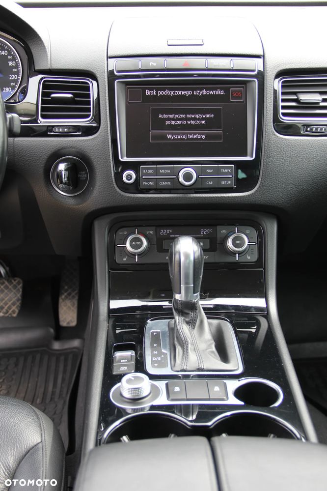 Volkswagen Touareg 3.0 V6 TDI BMT Perfectline R-Style - 16
