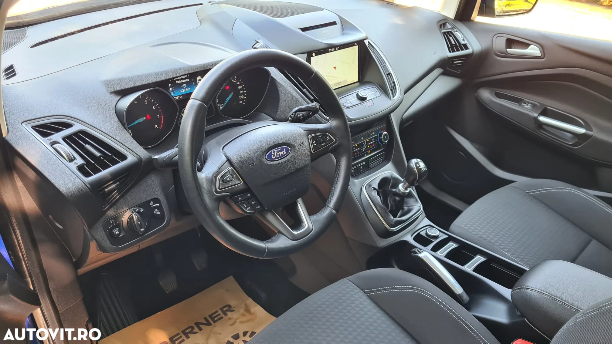 Ford C-Max 1.0 Ecoboost Start Stop Titanium - 18