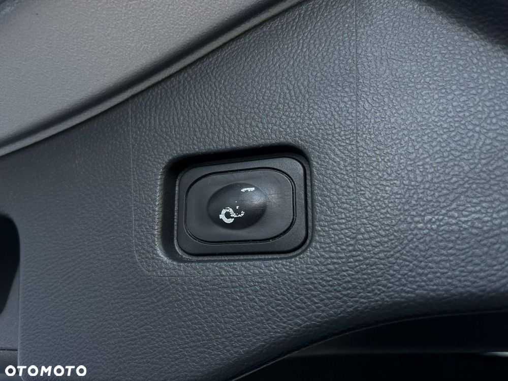 Ford Mondeo 2.0 EcoBlue Titanium - 38