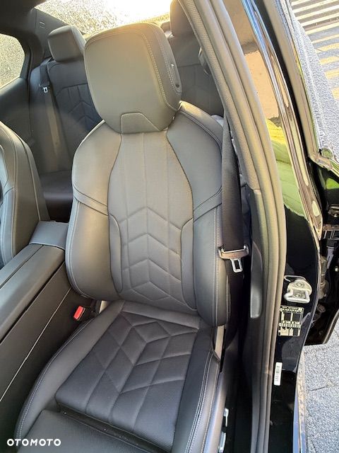 BMW Seria 5 520i M Sport Edition - 8