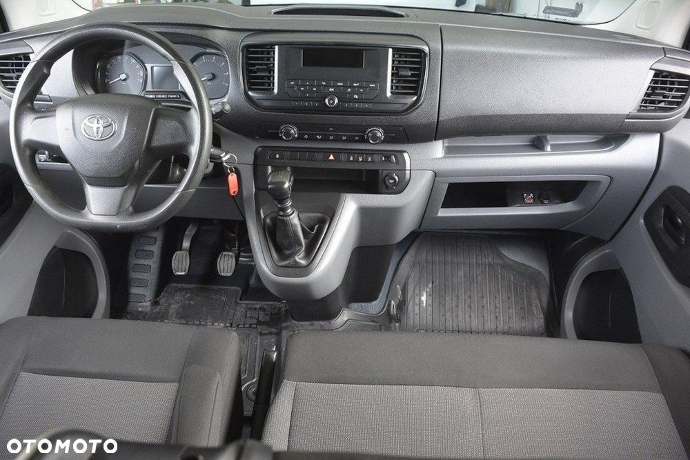 Toyota Proace Verso 2.0 D4-D Long Combi - 17