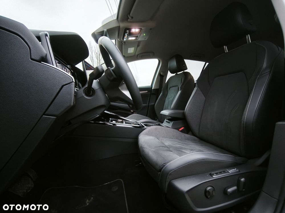 Volkswagen Golf 1.5 TSI EHybrid PHEV 150kW Style DSG - 8