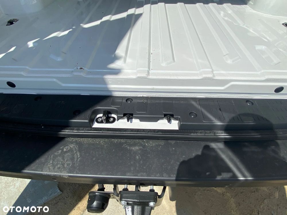 Volkswagen Crafter - 9