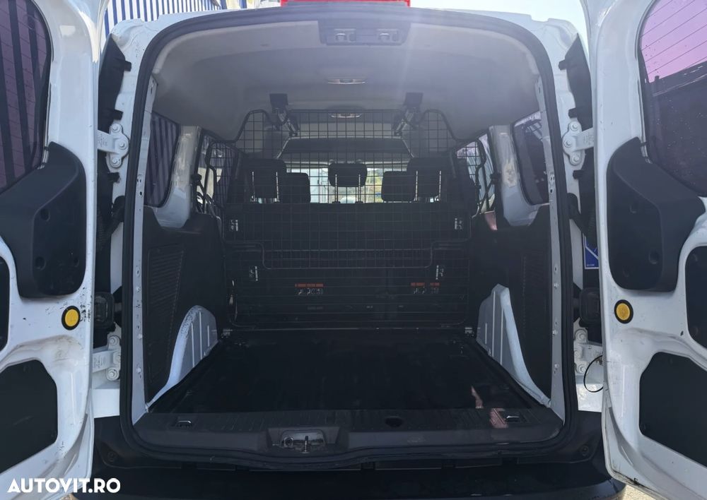 Ford Transit Connect 1.5 EcoBlue 120CP 6MT Kombi Commercial L2 Trend - 6