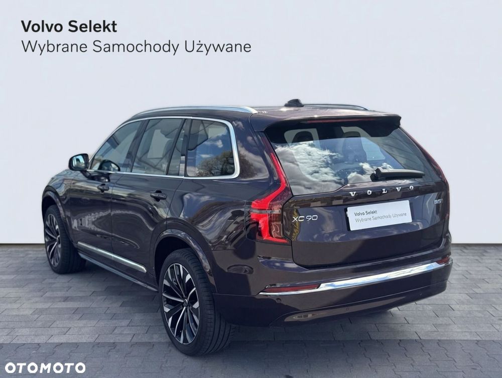 Volvo XC 90 - 9