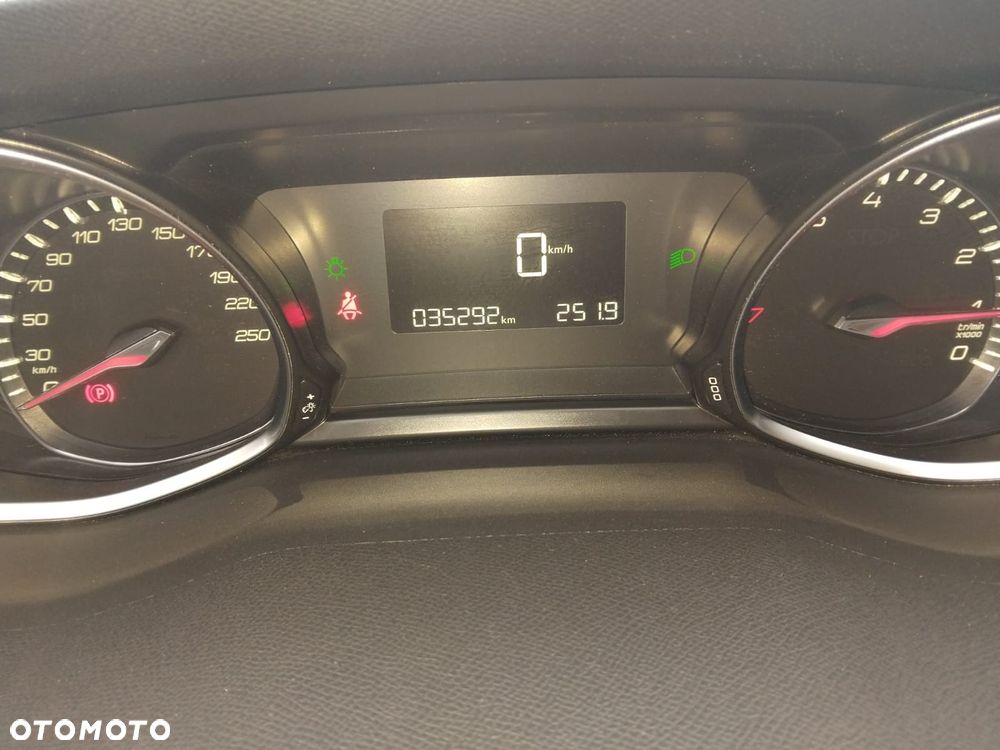 Peugeot 308 PureTech 130 Stop & Start Allure - 10