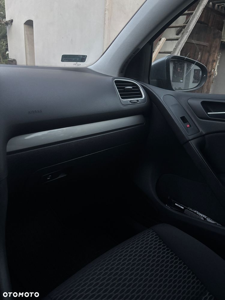 Volkswagen Golf 1.6 Highline - 19