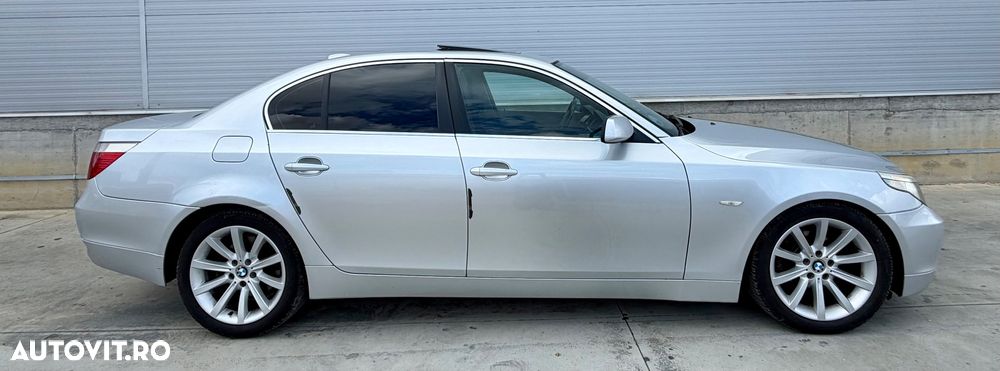 BMW Seria 5 520d Aut. - 15