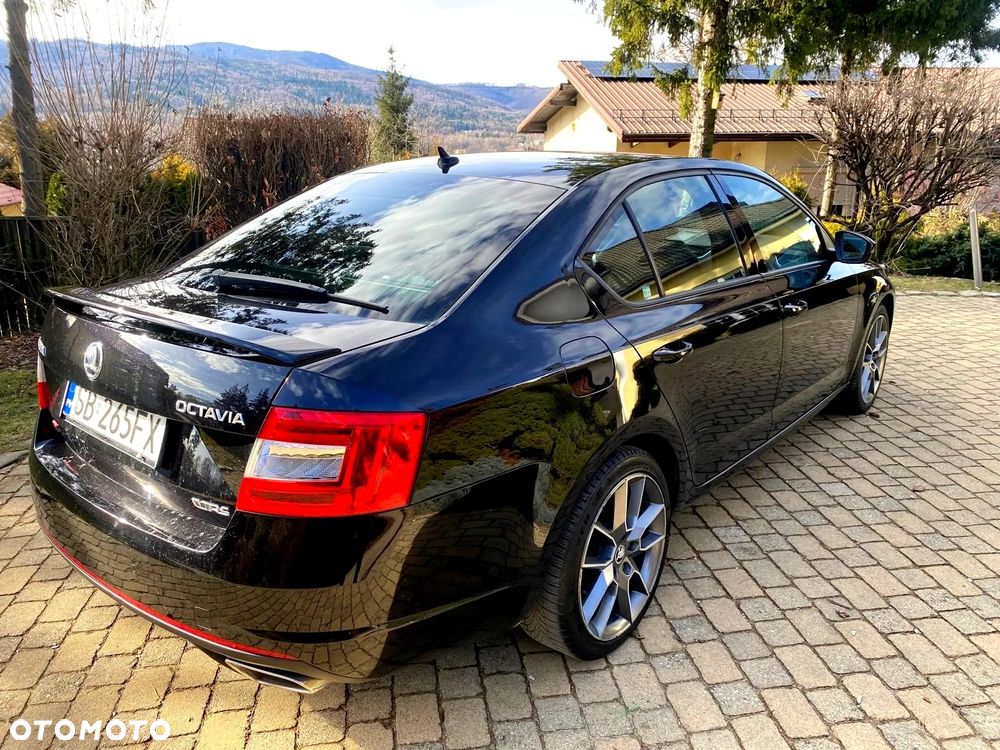 Skoda Octavia 2.0 TDI RS DSG - 31