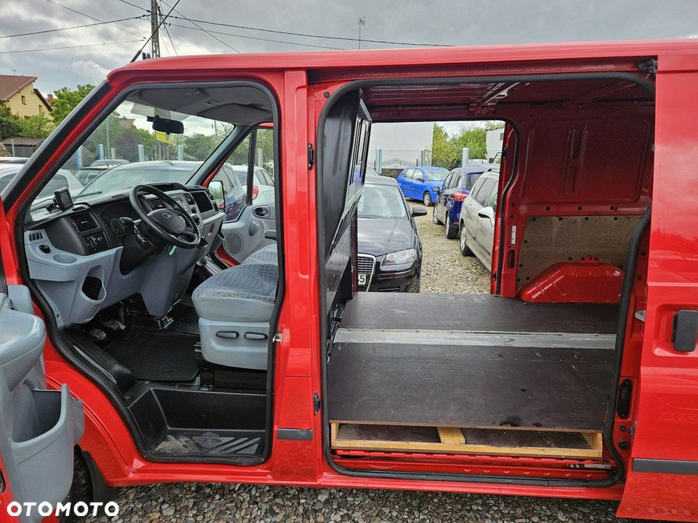 Ford Transit - 9