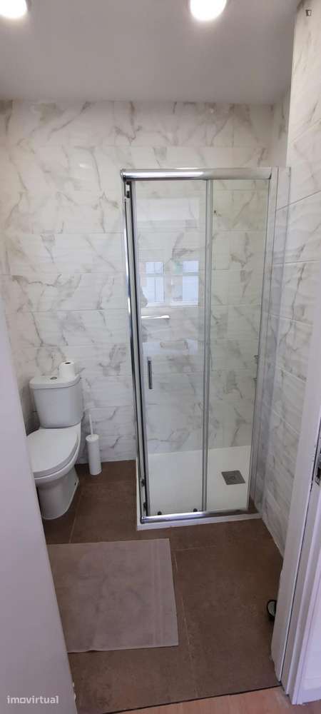Quarto - localizado em Paranhos Porto - Grande imagem: 4/20